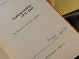 Deutsche Artillerie 1934 - 1945. Eine Dokumentation in Text, Skizzen und Bildern. Ausrüstung, Gliederung, Ausbildung, Führung, Einsatz.