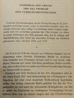 Vernichtungs- oder Ermattungsstrategie?: Vom strategischen Charakter der Kriege. Seltenes Orginal-Exemplar!