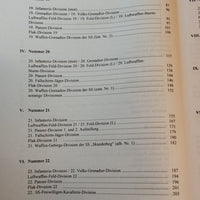 Die deutschen Divisionen 1939 - 1945: Heer - Landgestützte Kriegsmarine - Luftwaffe - Waffen-SS. Vier Bände,so komplett