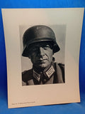 Des Führers Soldaten - Das Gesicht unsrer Zeit. 28 Portraits (komplett) auf losen Tafeln + Deckblatt in O.-Mappe mit Hoheitsabzeichen.